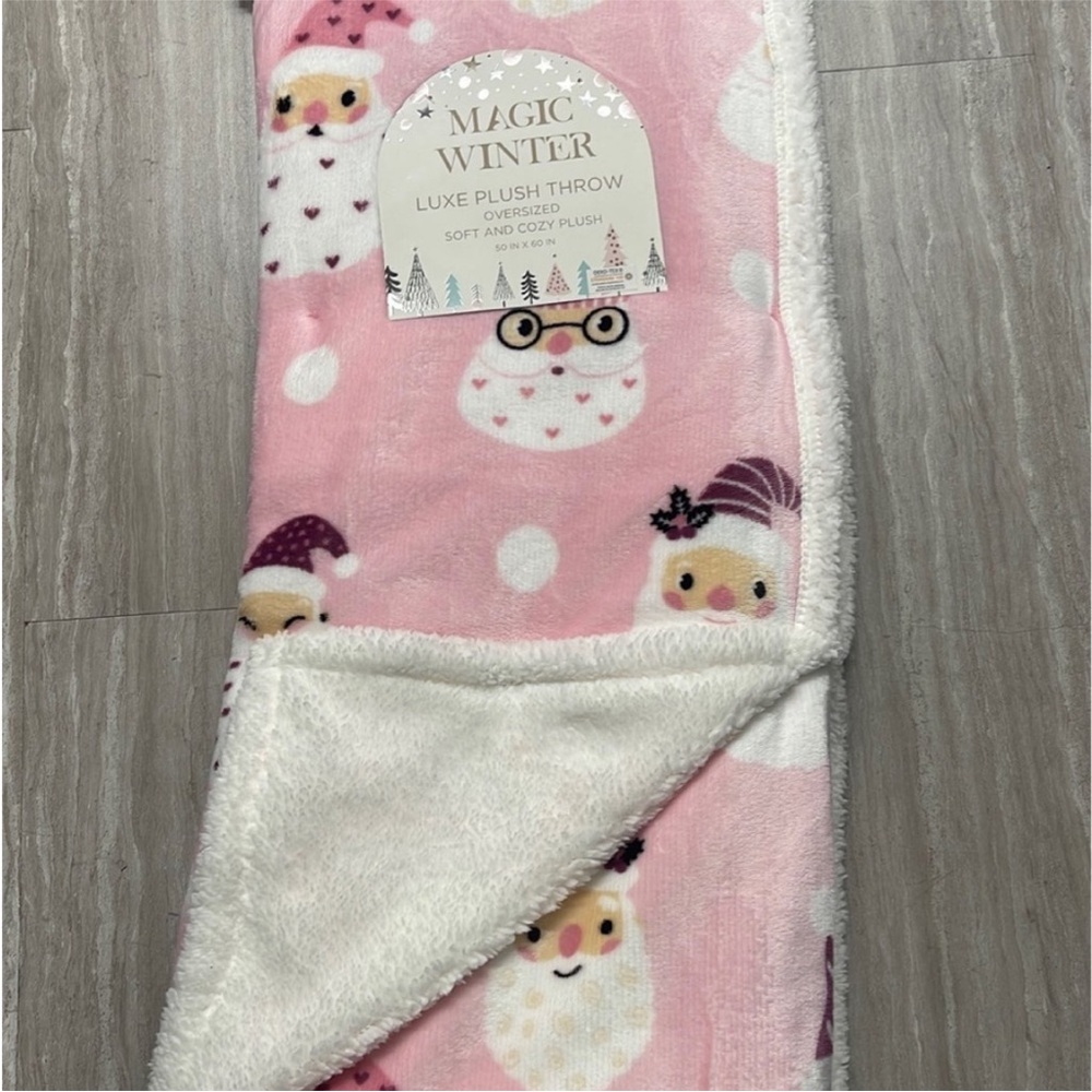 Santa pink Christmas throw blanket
